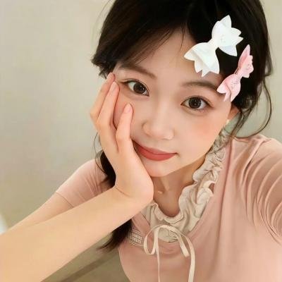 蓝天花朵